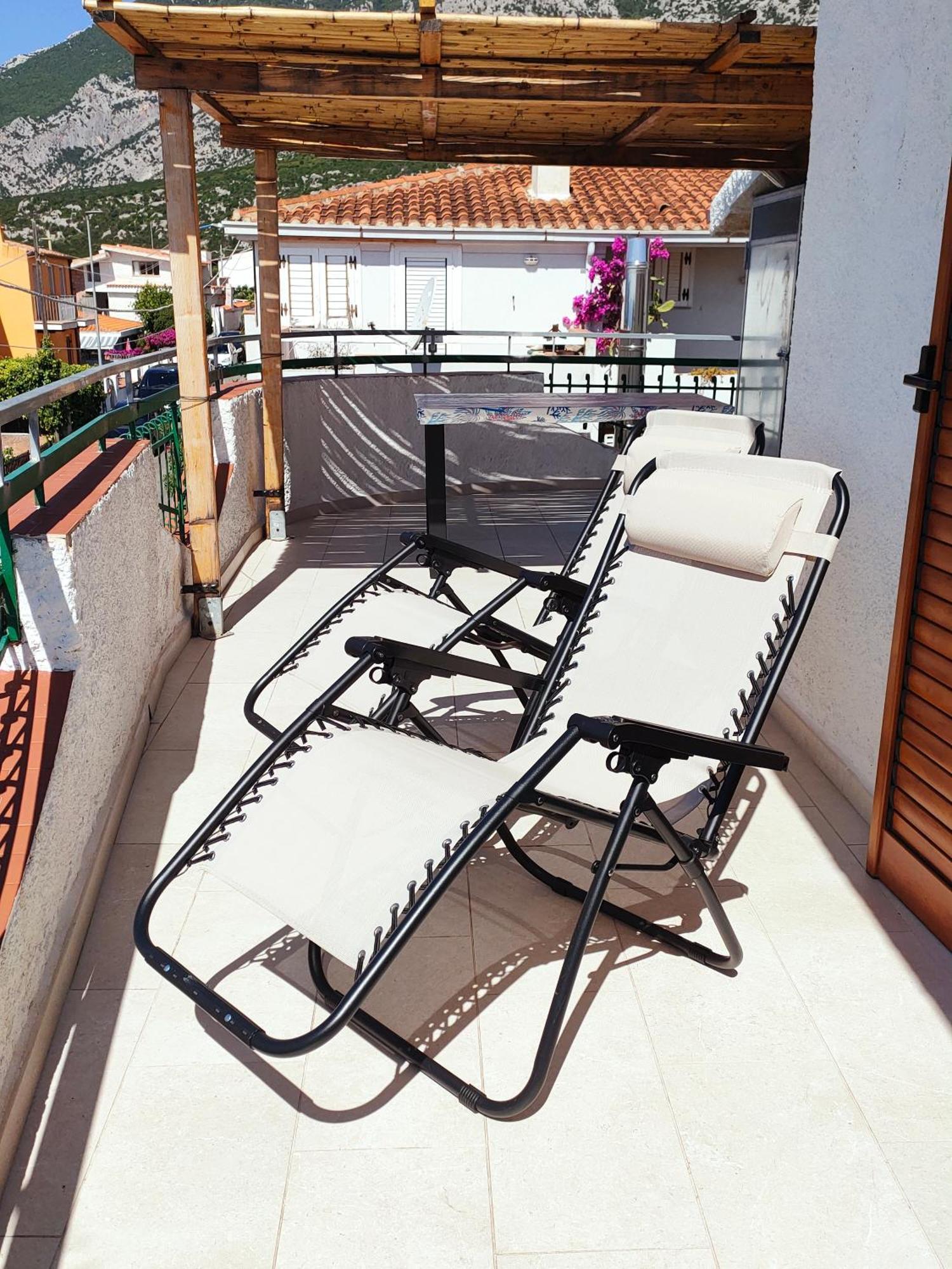 Gocce Di Mare Apartment Cala Gonone Exterior photo